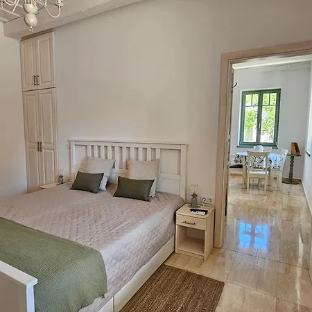 Koevirozsa Porta Apartament *