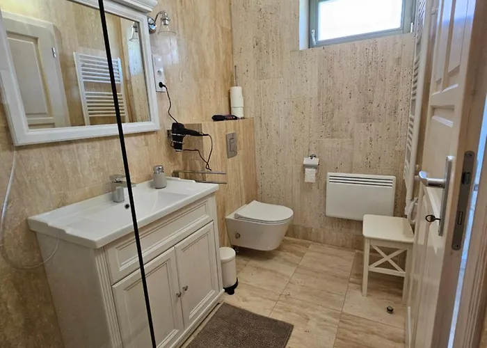 Kövirózsa Porta * Mindszentkálla